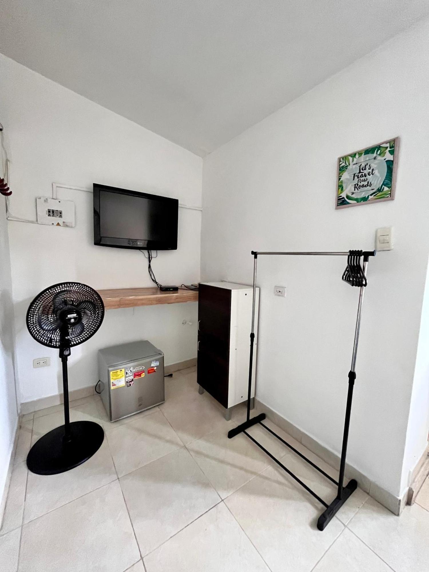 Acogedor Apartaestudio En El Centro De Pereira Eksteriør billede